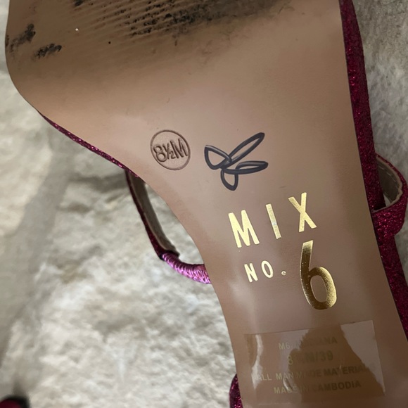 Pink sparkle strap heels - Picture 2 of 4